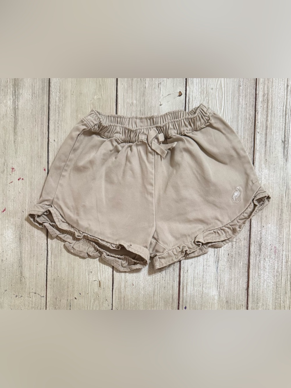 The Beaufort Bonnet Company Shelby Anne khaki shorts 4t girls ruffle hem TBBC